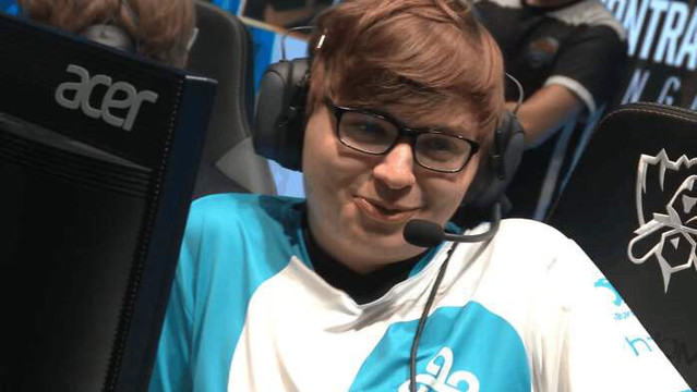 RNG碾压HKA，Viper完成史诗逆转顶尖较量小组赛，留下经典瞬间的简单介绍