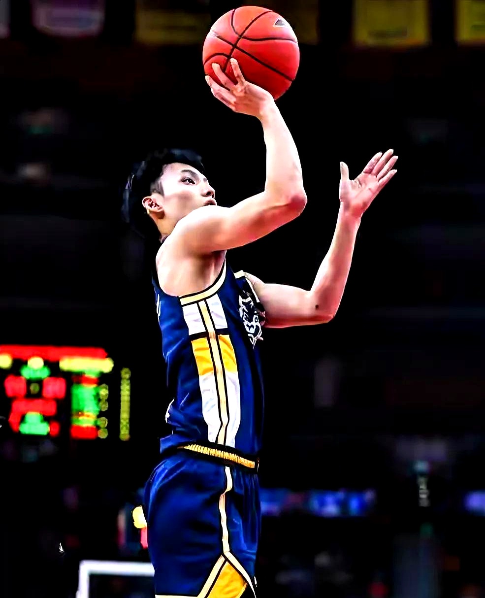 广东男篮士气高涨，连战连胜向争冠贡献力量的简单介绍