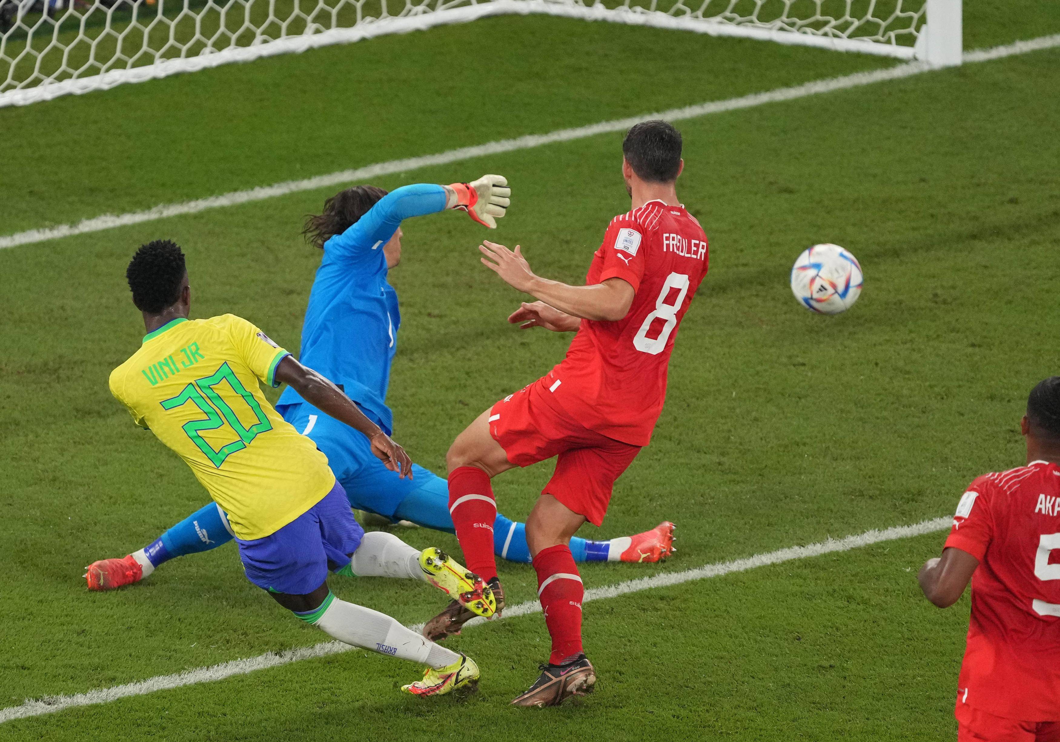 包含瑞士队作战疲态，面临晋级困难的词条