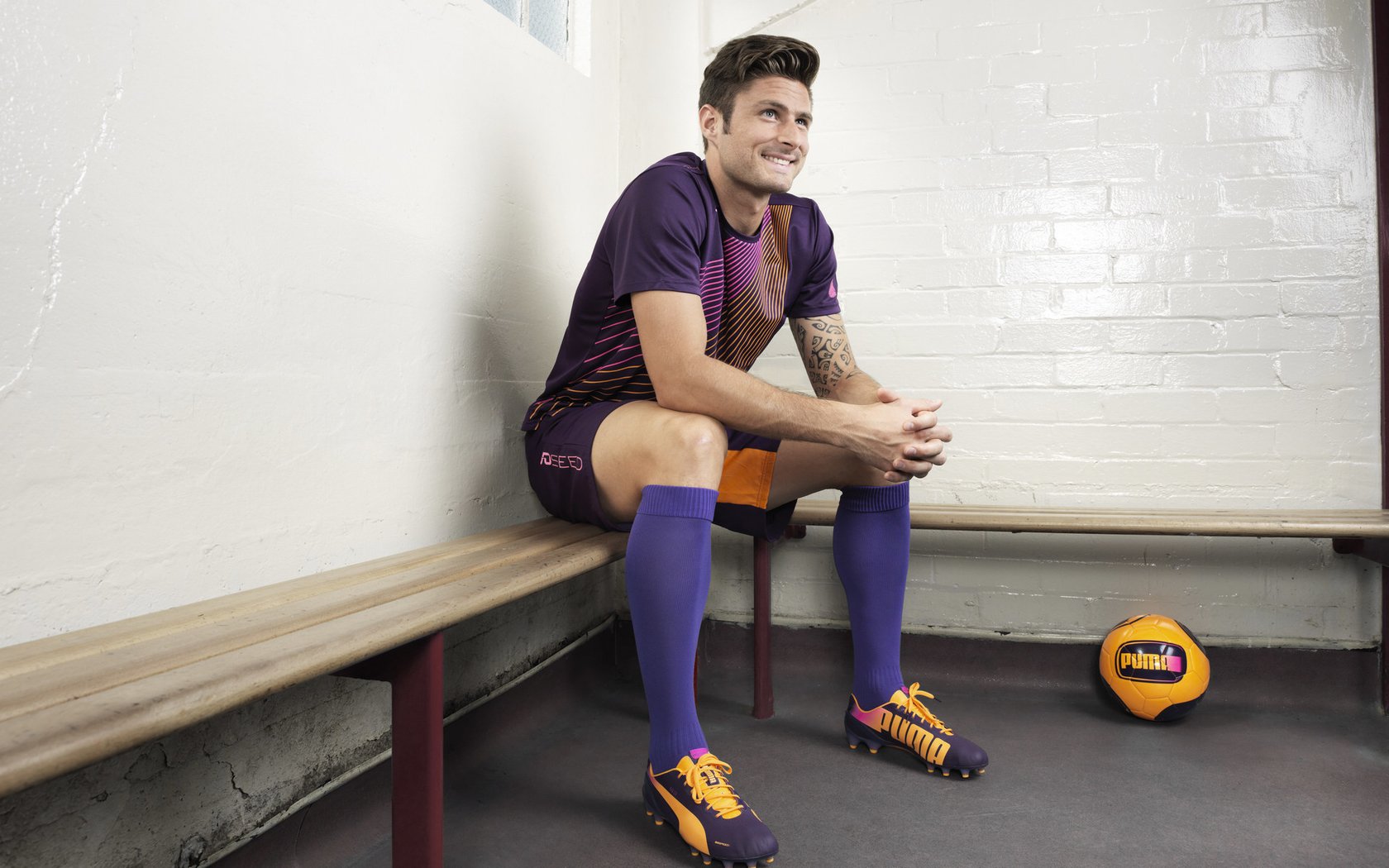 久保建英主宰比赛走向，美国冲垮英格兰—新势力如何重塑足球版图