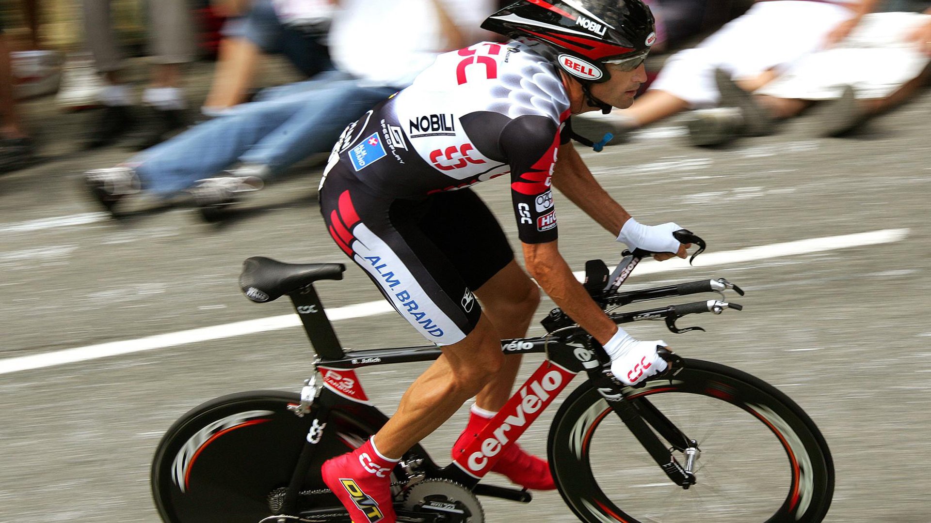 欧冠半决赛焦点战,热火粉碎掘金,一场跨越时空的体育精神对话