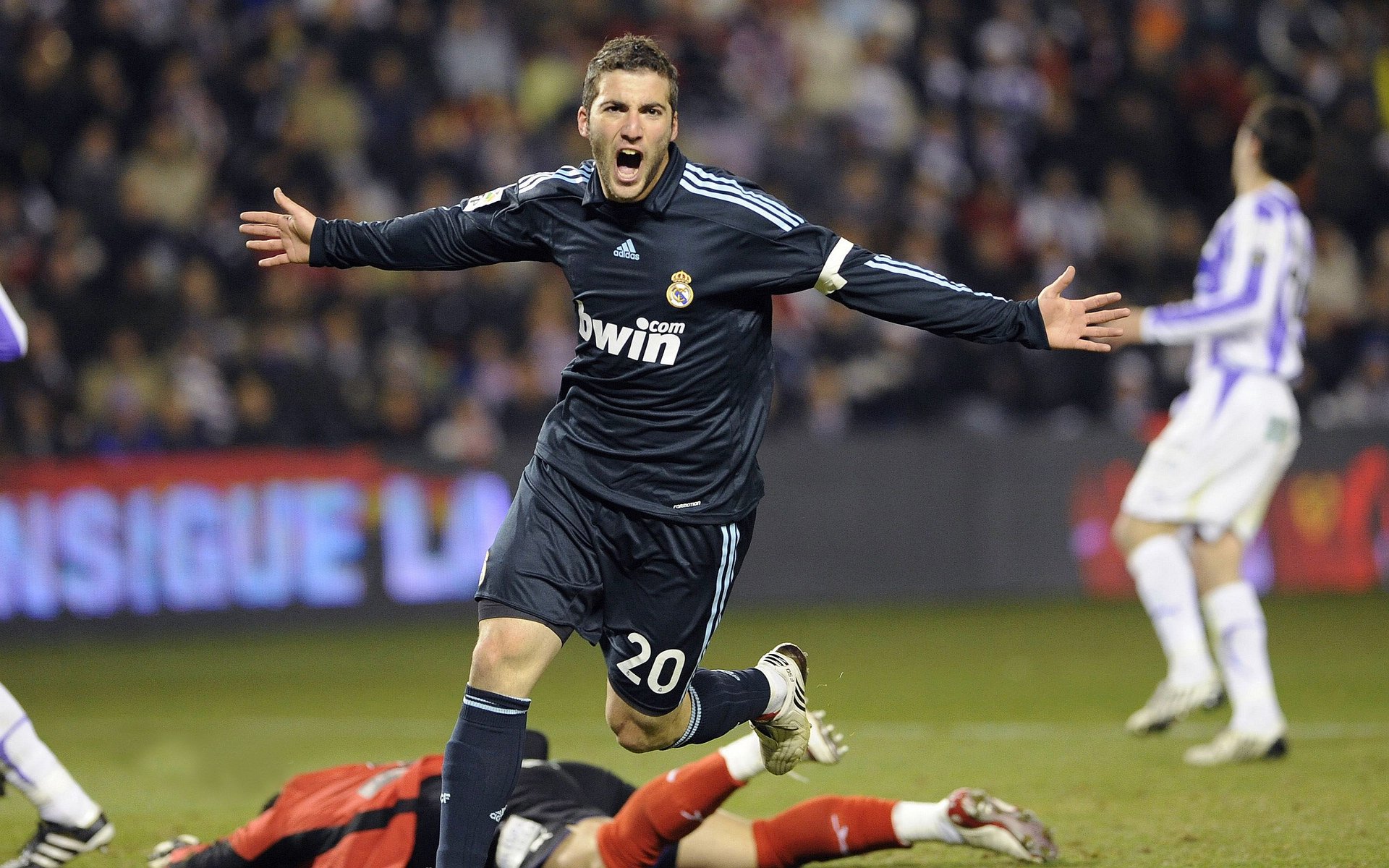 步行者强行终结奇才，爱德华兹抢七封神，当传奇在压力下诞生